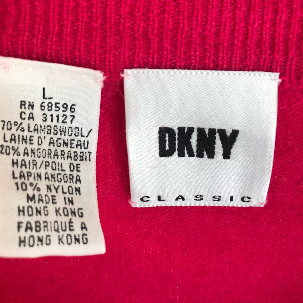 DKNY Classic Fushia Lambswool and Angorarabbit Botton-up Long-Sleeved Sweater